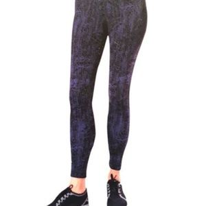 Kirkland Signature Ladies' Active Legging Sz:XL